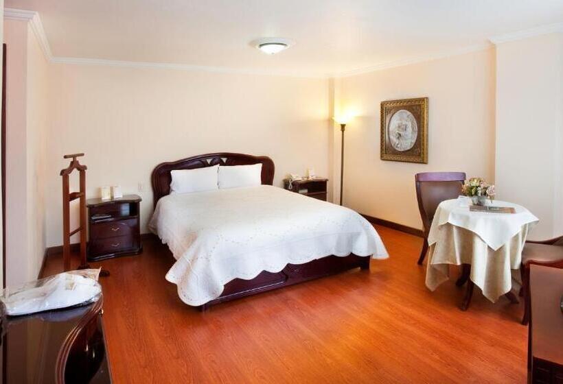 غرفة سوبيريور, Fernando Plaza