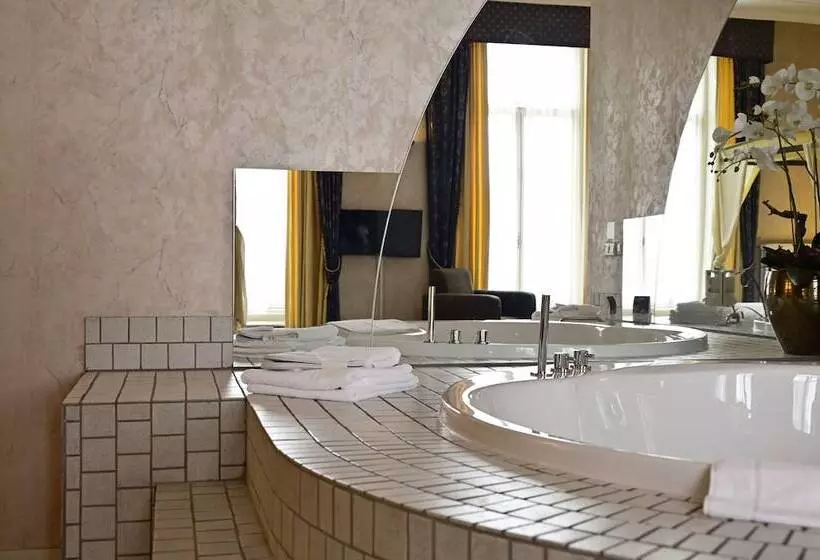 سوییت لوکس, Fletcher Hotel Paleis Stadhouderlijk Hof