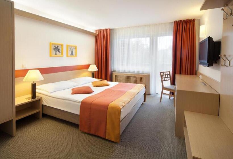 اتاق استاندارد با بالکن, Garni Hotel Savica   Sava Hotels & Resorts