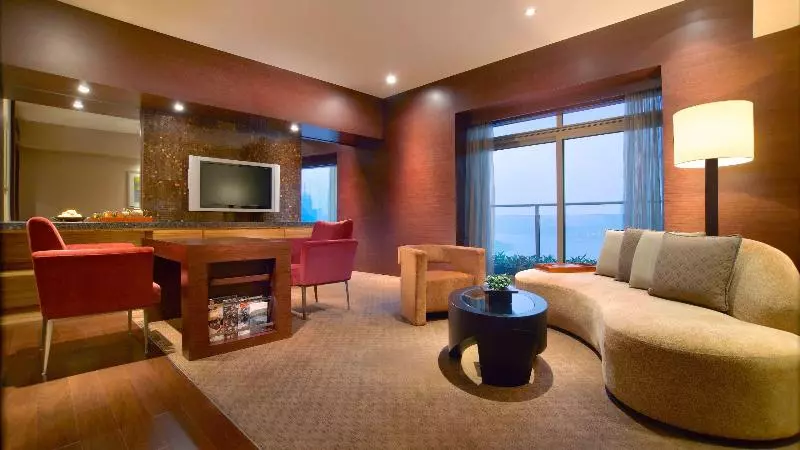 سوییت, Hyatt On The Bund, Shanghai