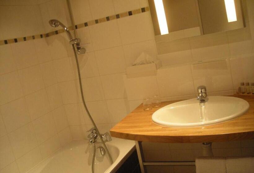 חדר קומפורט, Les Esclargies