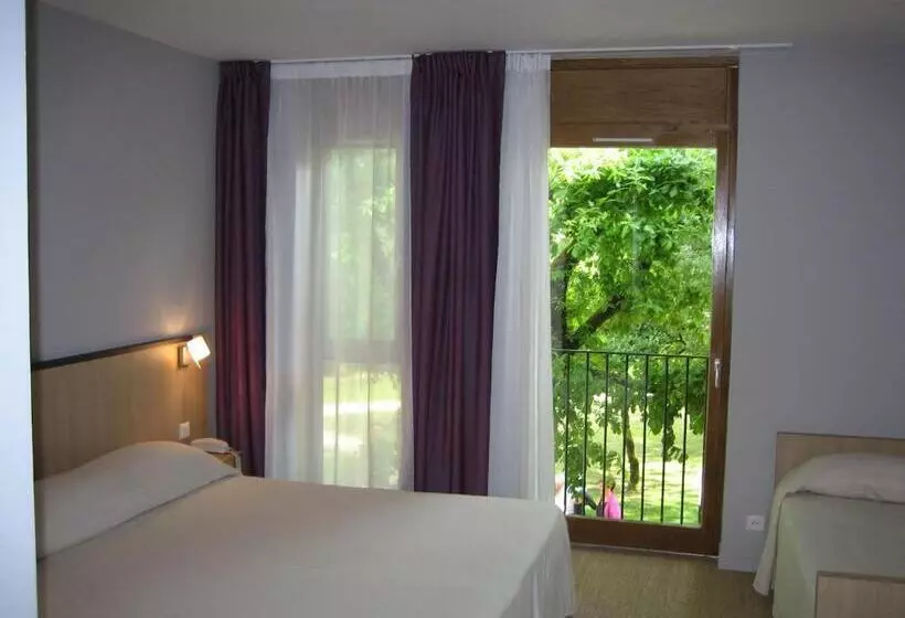 Prestige Triple Room, Les Esclargies