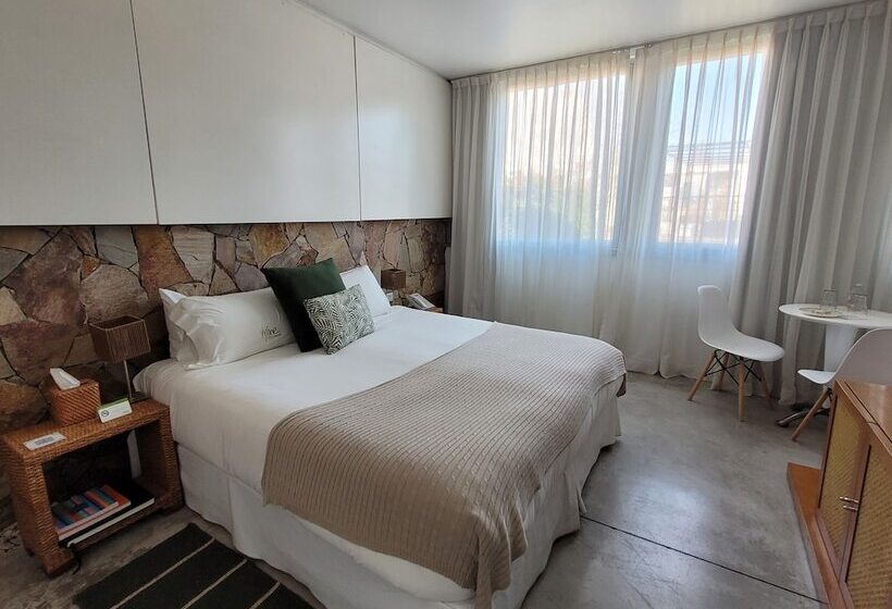 高级大房间, Mine