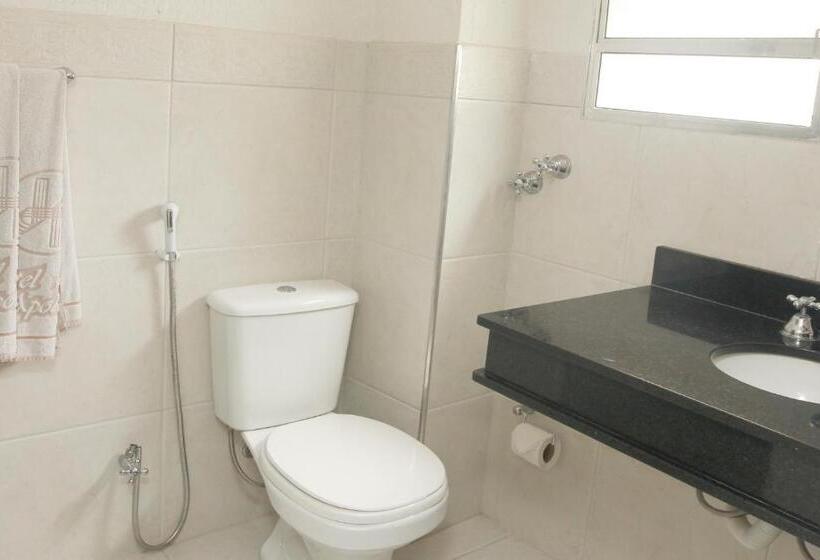 اتاق استاندارد سه نفره, Plaza Apolo