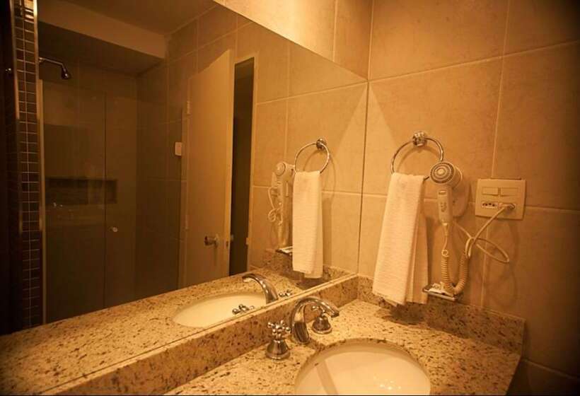 اتاق استاندارد سه نفره, Plaza Apolo