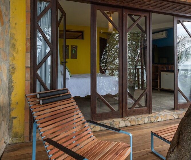 オーシャンビュースイート, Pousada La Bonita