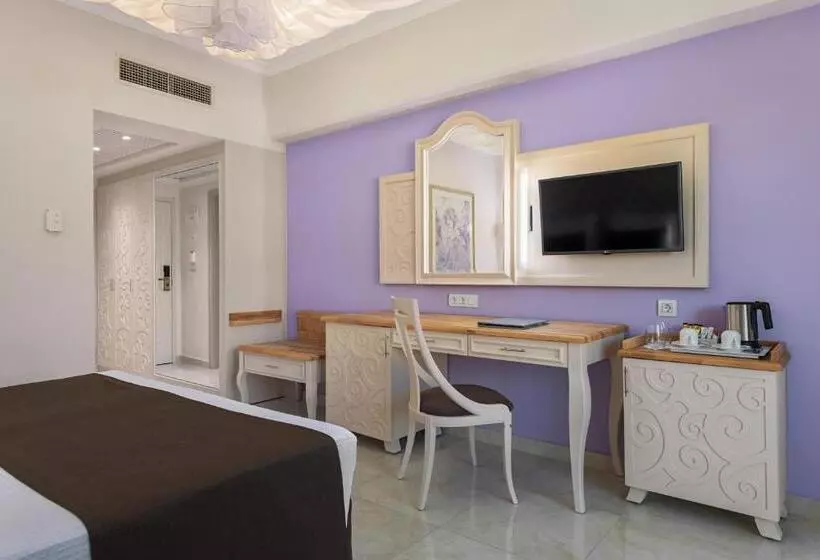 インサイドデラックスルーム, Rodos Palladium Leisure & Wellness