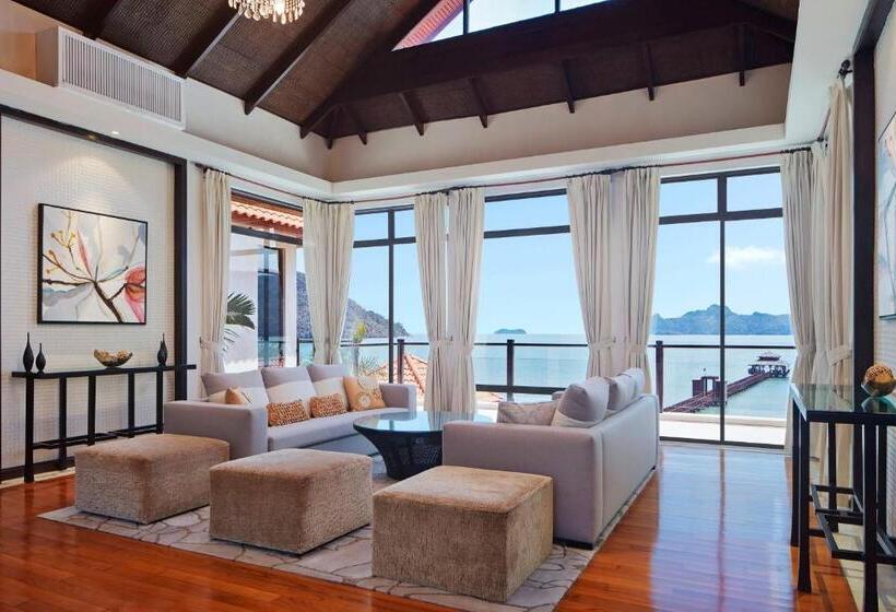Вилла 1 Спальня Вид на Море, The Westin Langkawi Resort & Spa