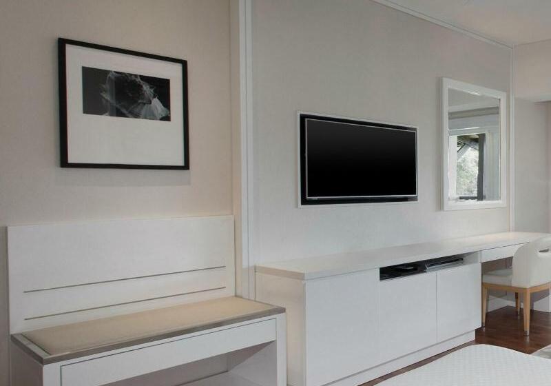 스탠다드 룸 가든 전망, The Westin Langkawi Resort & Spa