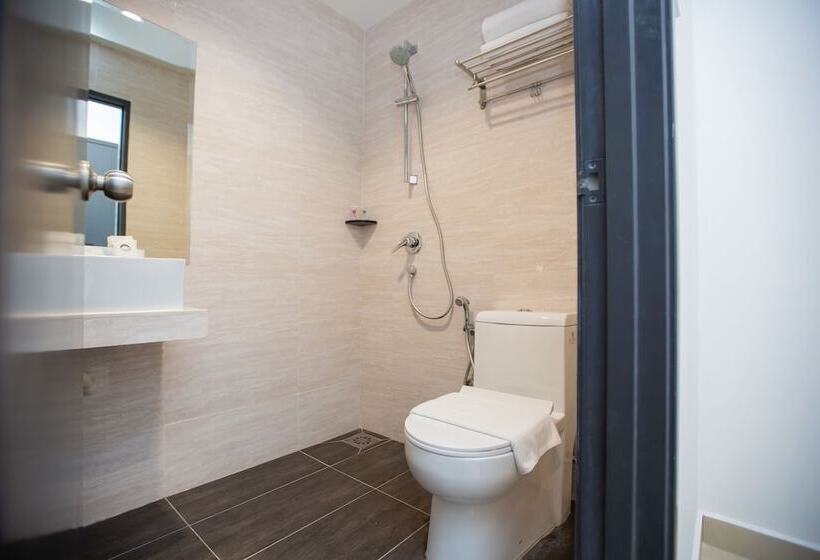 غرفة ديلوكس, Signature 1