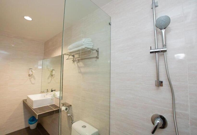 غرفة ديلوكس, Signature 1