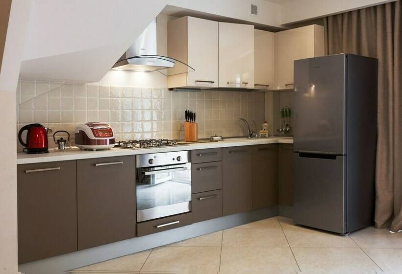 , Sun City Arcadia Apartments