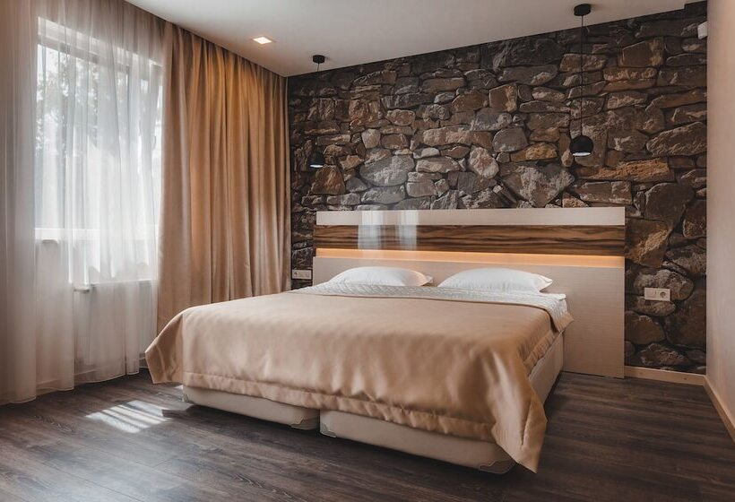 , Sun City Arcadia Apartments