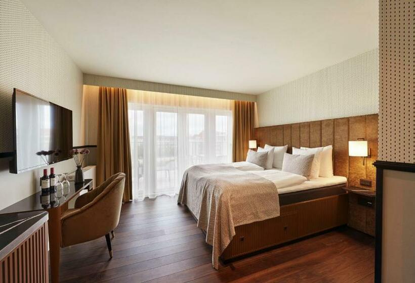 스탠다드 룸 킹사이즈 침대, Wide