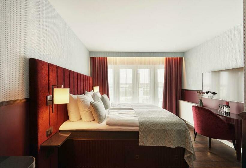 스탠다드 룸 킹사이즈 침대, Wide