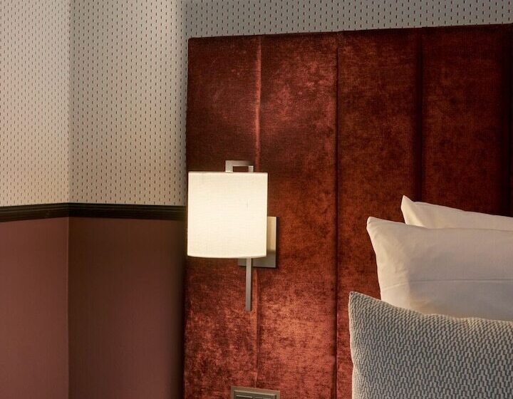 스탠다드 룸 더블 침대, Wide