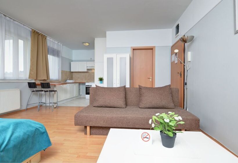 标准工作室, Agape Apartments