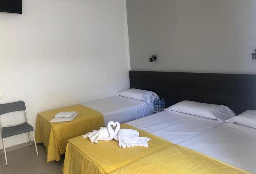 スタンダードルーム, Hostal Tahiti Rs
