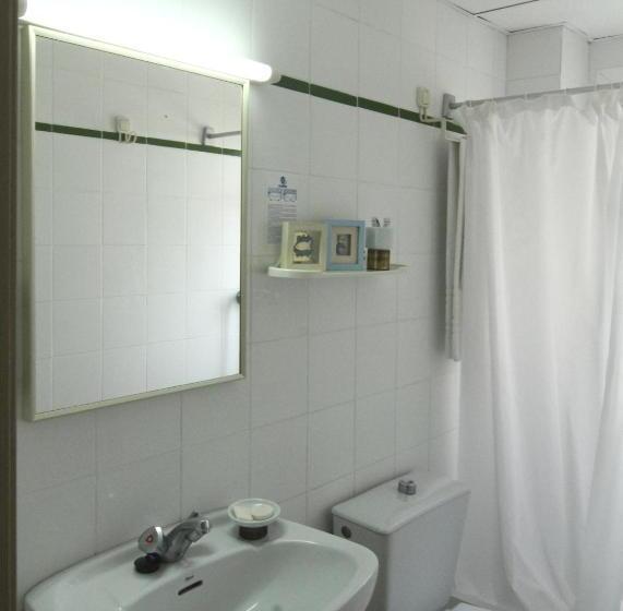 スタンダードルーム, Hostal Tahiti Rs