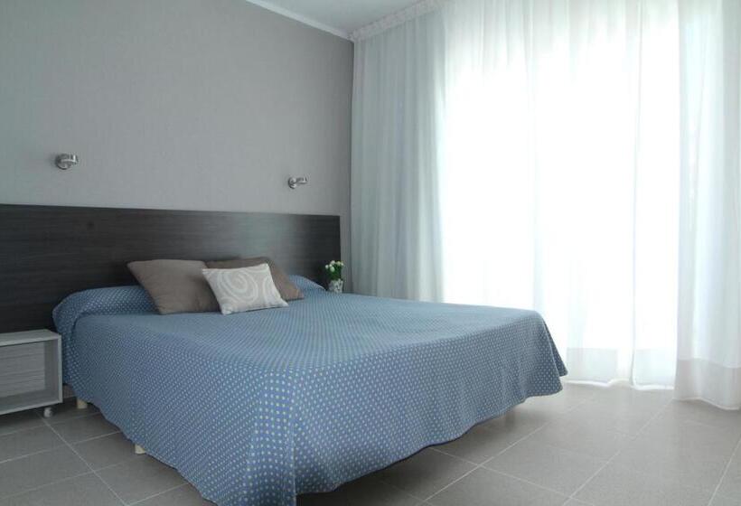 اتاق استاندارد با تراس, Hostal Tahiti Rs