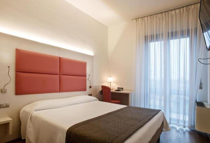 חדר סופריור, Bareta