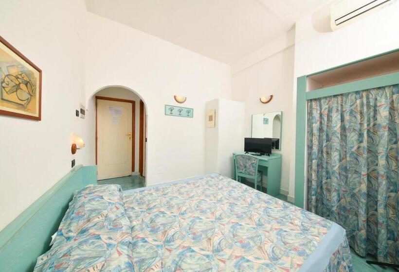 חדר סטנדרט עם מרפסת, Antares