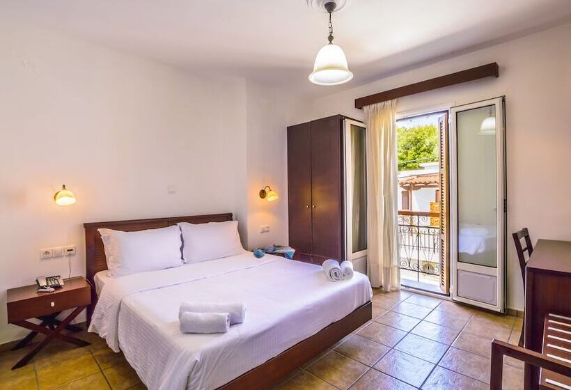 اتاق استاندارد سه نفره, Kerkis Bay