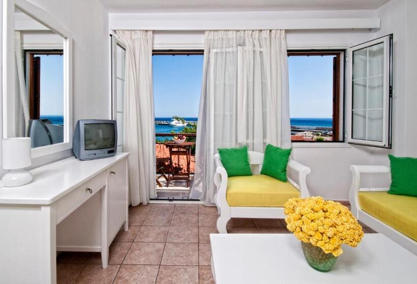 سوییت با چشمانداز دریا, Kerkis Bay