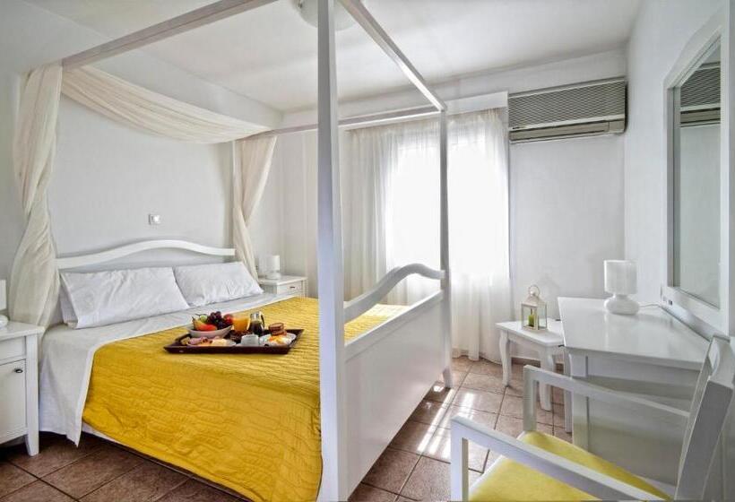 سوییت با چشمانداز دریا, Kerkis Bay