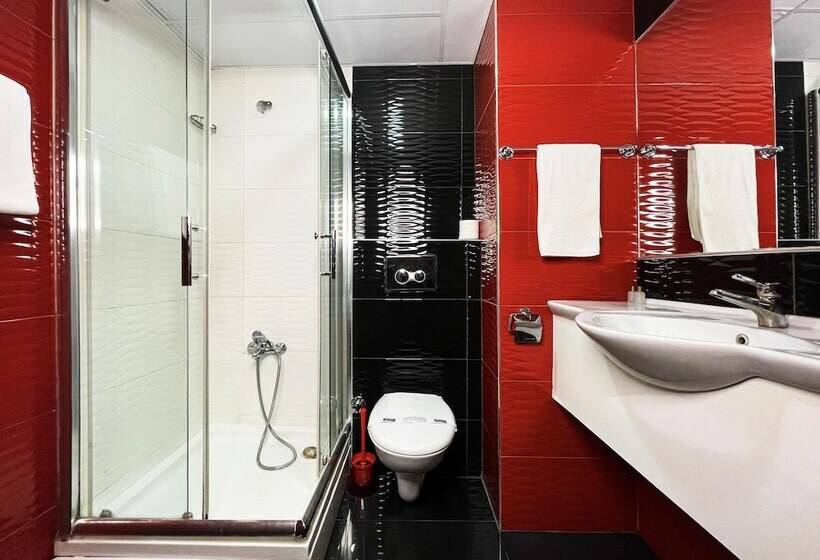 اتاق اساندارد با چشمانداز جانبی به دریا, Kristal Beach