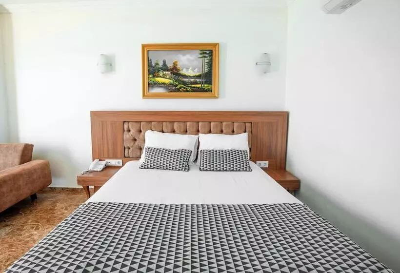 اتاق اساندارد با چشمانداز جانبی به دریا, Kristal Beach