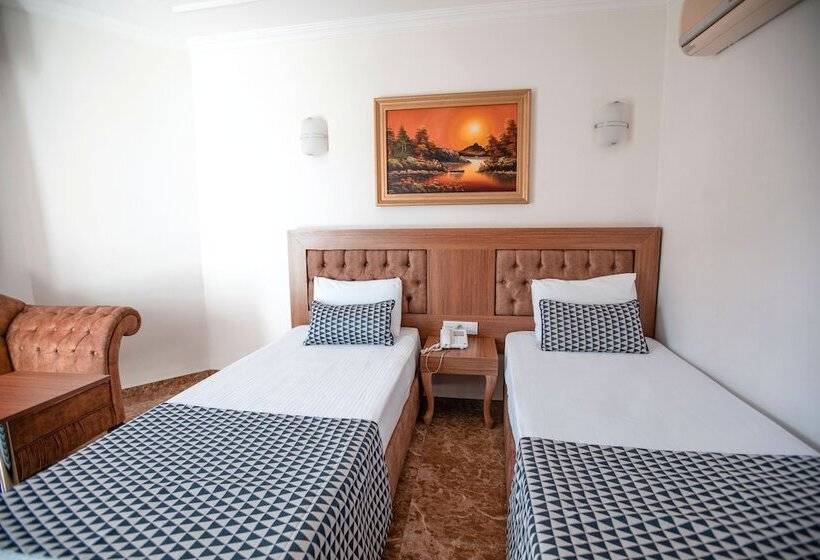 اتاق اساندارد با چشمانداز جانبی به دریا, Kristal Beach