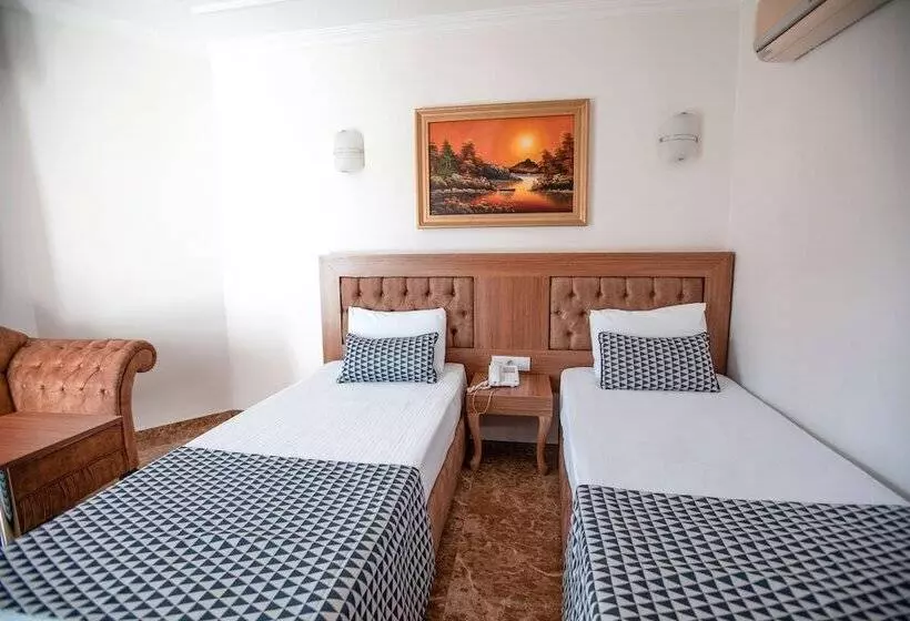 اتاق اساندارد با چشمانداز جانبی به دریا, Kristal Beach