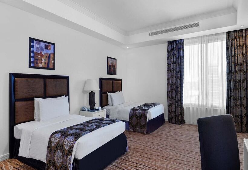 اتاق لوکس, Plaza Inn