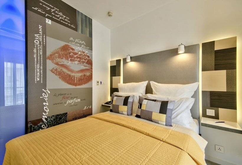 اتاق اکونومی, Valentina