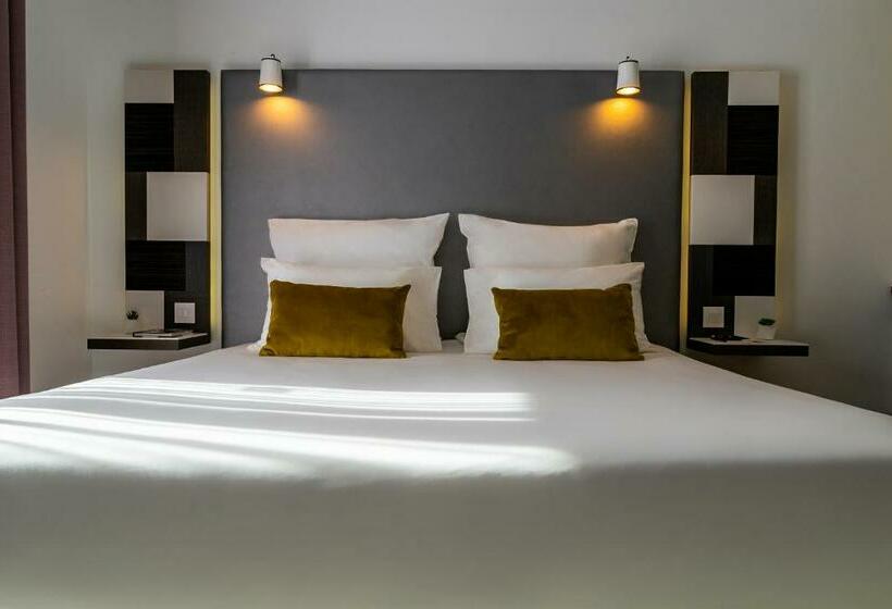 اتاق استاندارد, Valentina