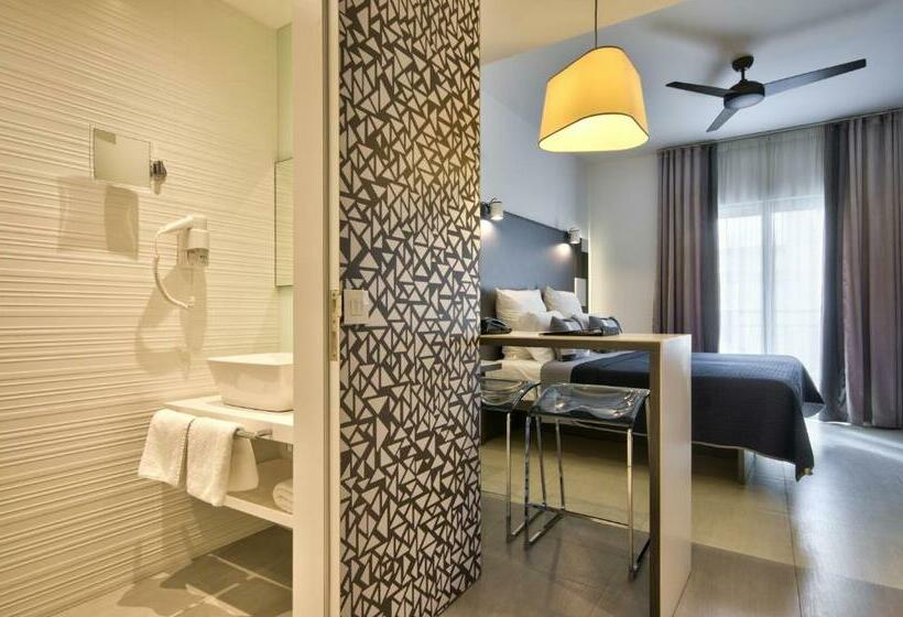 اتاق استاندارد, Valentina