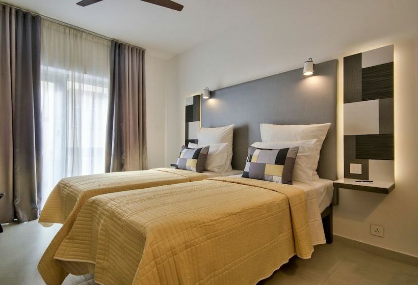 اتاق استاندارد, Valentina