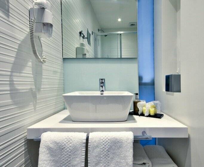 اتاق استاندارد, Valentina