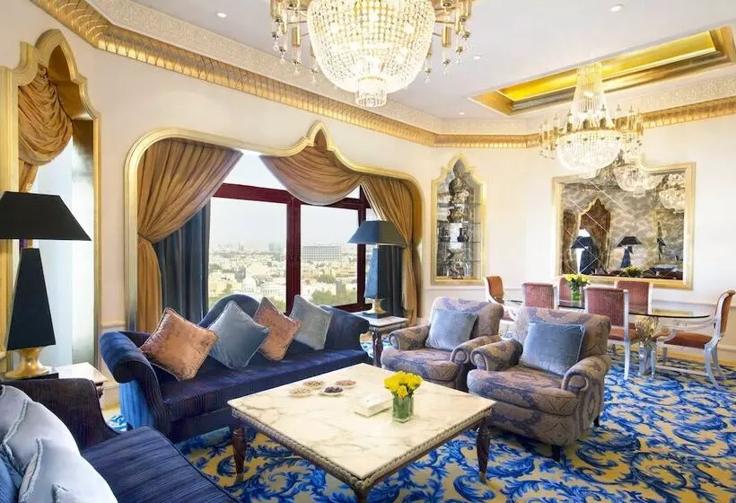 سوییت اجرایی, Waldorf Astoria Jeddah  Qasr Al Sharq