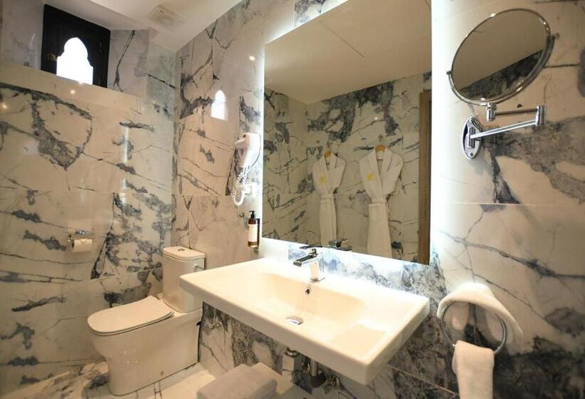 اتاق سوپریور, 555 Hotel Clubbing Adults Only