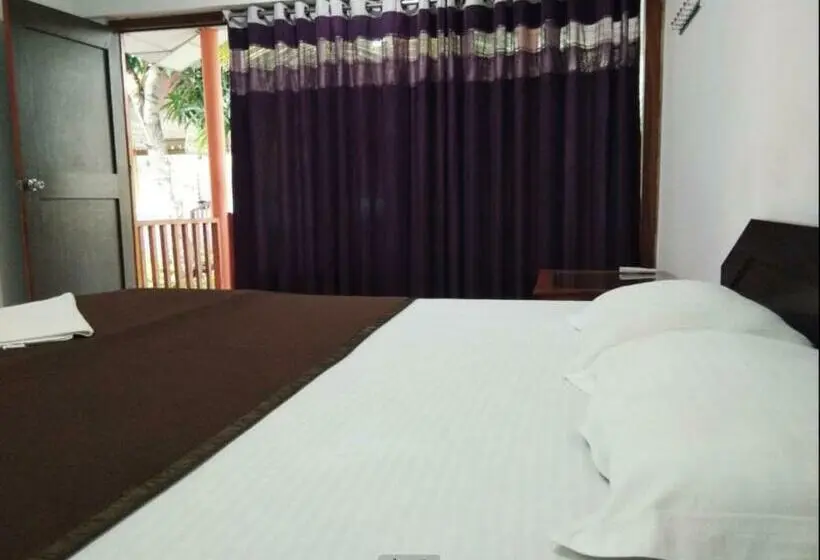 キングサイズベッドのスタンダードルーム, Blue Lagoon Resort, Neil Island