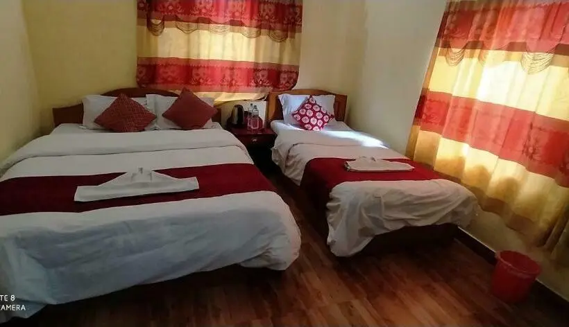 اتاق استاندارد سه نفره, Plaza Nepal