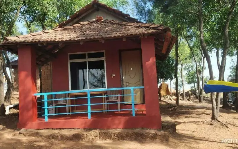 اتاق لوکس با بالکن و چشم‌انداز دریا, Niramaya Beach View Stay