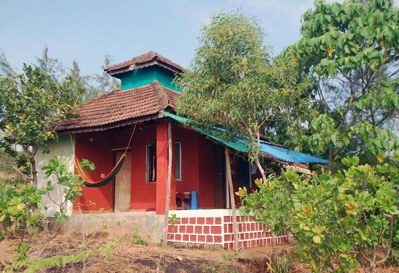 اتاق لوکس با بالکن و چشم‌انداز دریا, Niramaya Beach View Stay