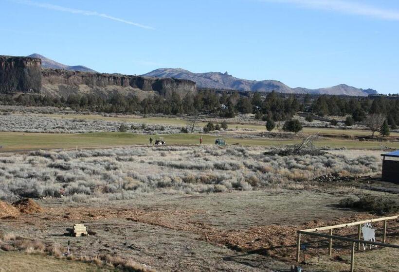 Delüks Stüdyo, Crooked River Ranch Cabins