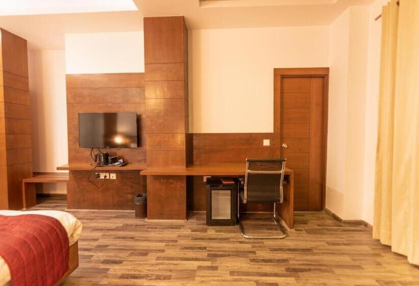 חדר דלוקס, Himalayan Splendour Resort