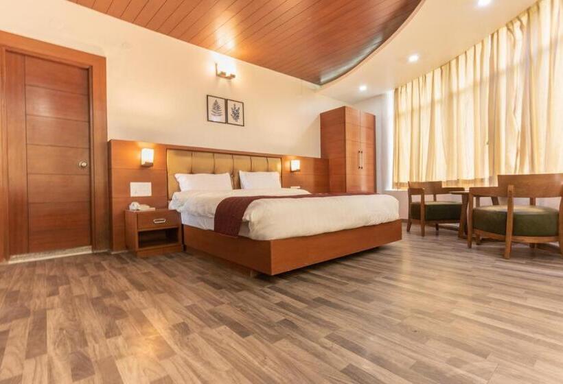 סוויטה נוף להרים, Himalayan Splendour Resort