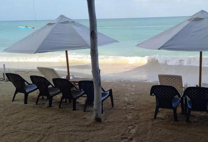 חדר דלוקס עם מרפסת נוף לים, Baru Express