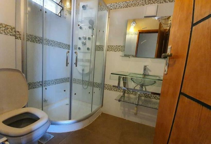 اتاق استاندارد با چشم‌انداز دریاچه, Rural Acaray Poty